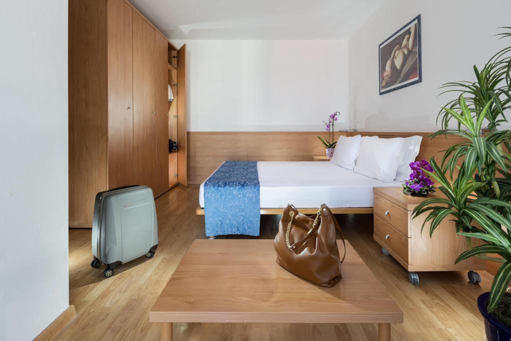 Aparthotel Esperya Λινιάνο Σαμπιαντόρο Εξωτερικό φωτογραφία